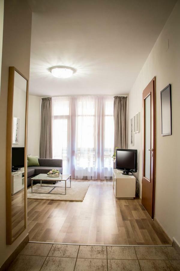 Don Quijote Apartment Budapeste Exterior foto